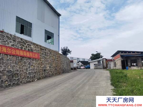 婁底市漣源豆制品廠房 漣源市楊市鎮(zhèn)高速口旁，廠房和倉庫整體出租或分租