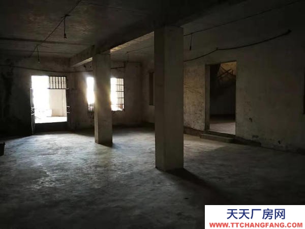 張家界市永定機加工廠房  交通便利門面寬敞優價出租