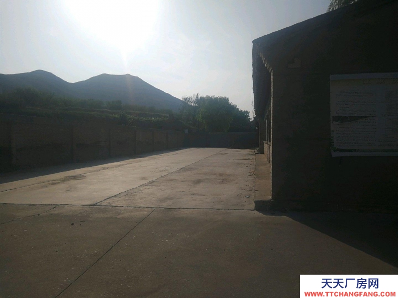 張家口 懷安 (出租) 現(xiàn)有前后個24間房?？赊k公。可放東西