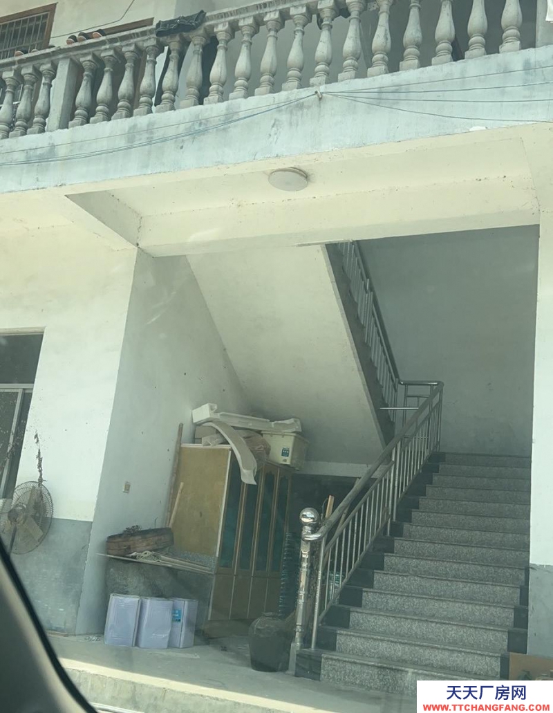 金華市磐(出售) 工業園區，有住房。有停車場 醫療器材 珠寶加工