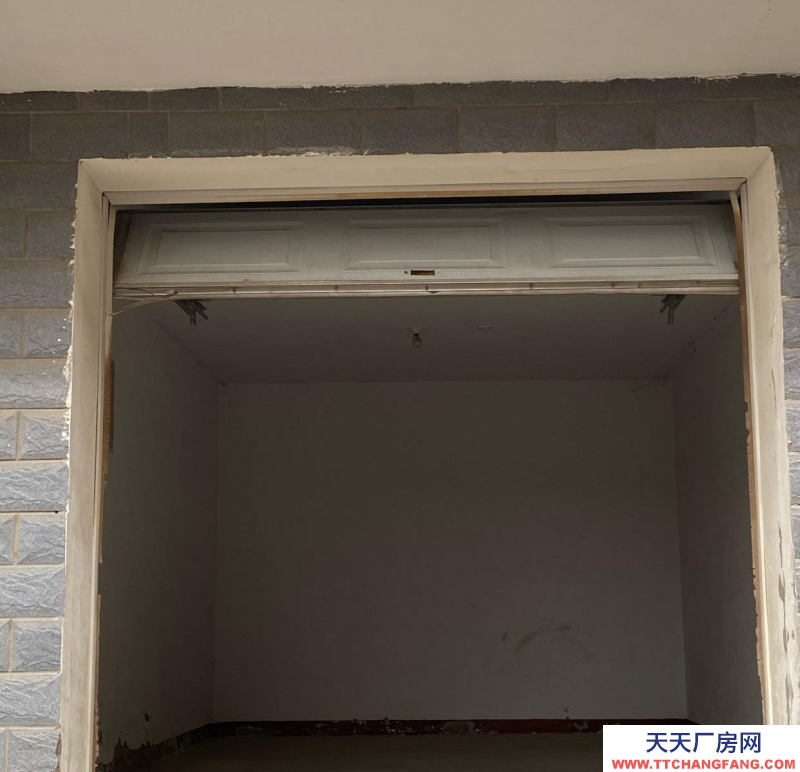 張家口 懷來(lái) (出租) 沙城紫薇花園14號(hào)樓地上一樓車(chē)庫(kù)。