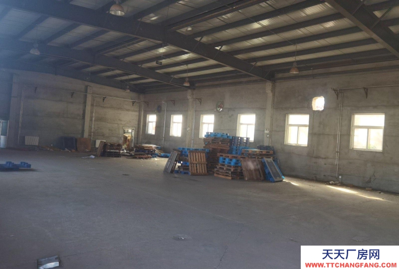 張家口 涿鹿 (出租) 內設蛋制品廠房、庫房，辦公會議、餐廳及客房，三項電及水齊全。