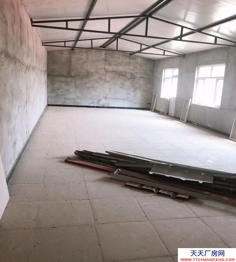 張家口 崇禮(出售) 房產證面積是191平米，土地證是270平米，