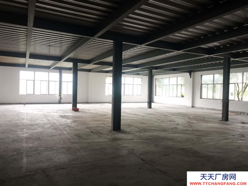 金華市蘭溪(出租) 國道旁地理位置優越，倉庫外道路20米寬，裝柜、卸貨方便