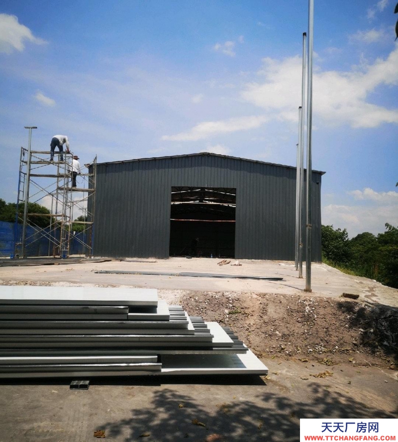 金華市蘭溪(出租) 交通便利，倉庫凈空7米。