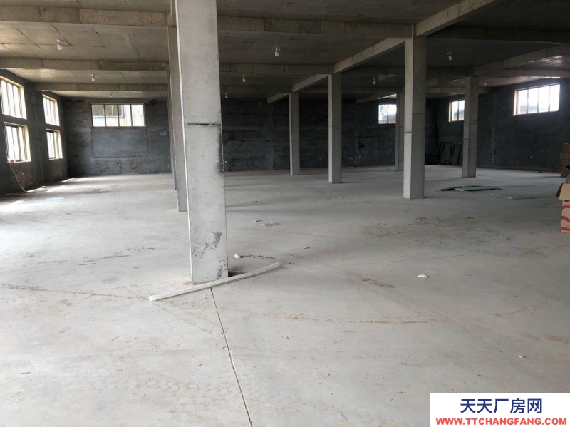滄州 新華(出租) 旺鋪十三化建鞠官屯2500平調味品廠房倉庫出租