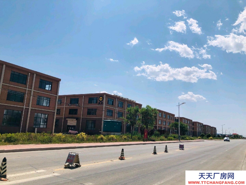 滄州 黃驊(出售) 生食水產(chǎn)品廠房50年工業(yè)大產(chǎn)權(quán)，土地證房產(chǎn)證手續(xù)齊全，環(huán)評(píng)安評(píng)手續(xù)可辦理。