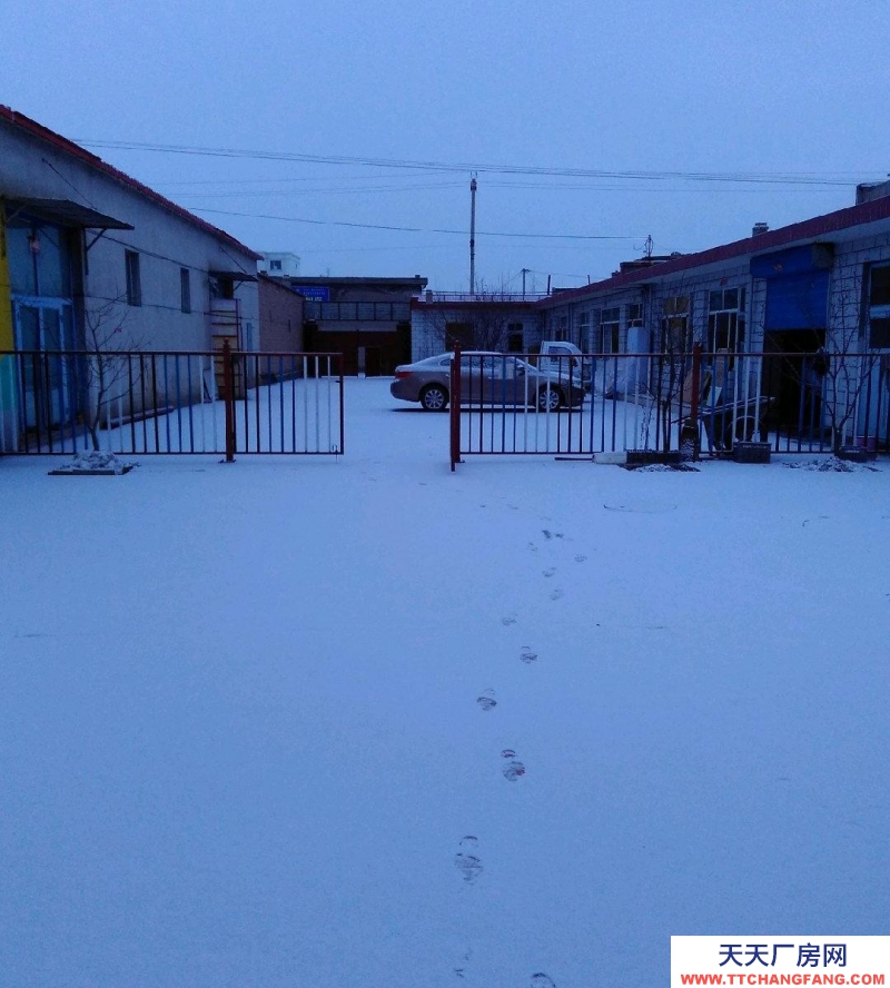 (出租) 包頭廠房/庫(kù)房 出租，水電暖齊全（三相電）