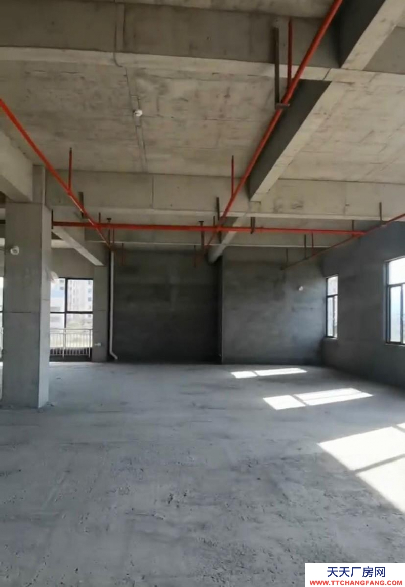 衢州市柯城(出租) 一層高6米，空間大，停車方便  建材加工