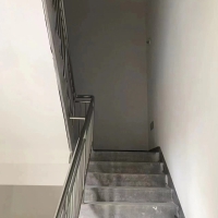 高速路口旁，高新產業園區，入駐無稅收要求，低價出售