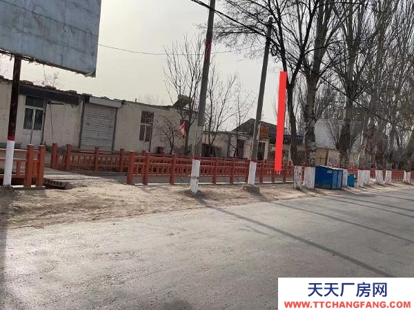 中衛(wèi)市中寧機(jī)加工廠房  臨路邊，交通方便，環(huán)境不錯(cuò)