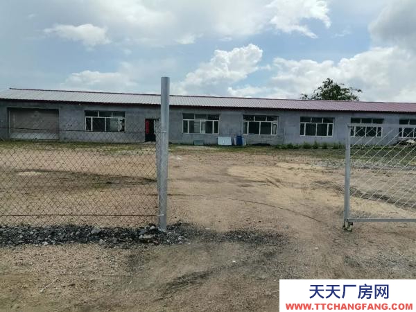 東山臨近國道，可進大車，動力電，有房本和土地證。豆制品廠房