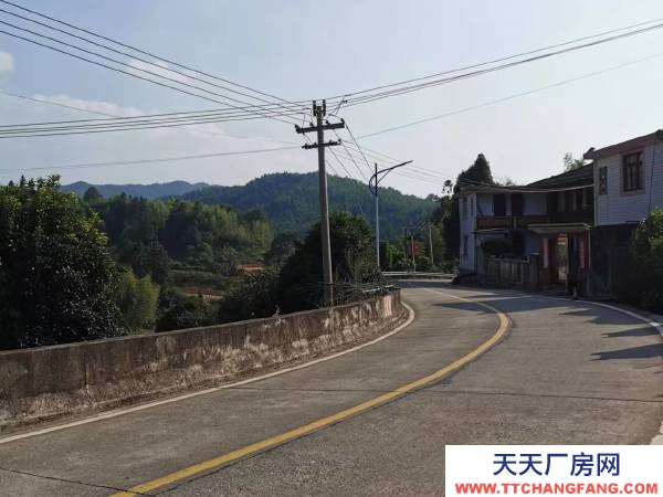 福州市永泰機加工廠房 房子是自己，可以做廠房，生態旅游開發，魚塘等！