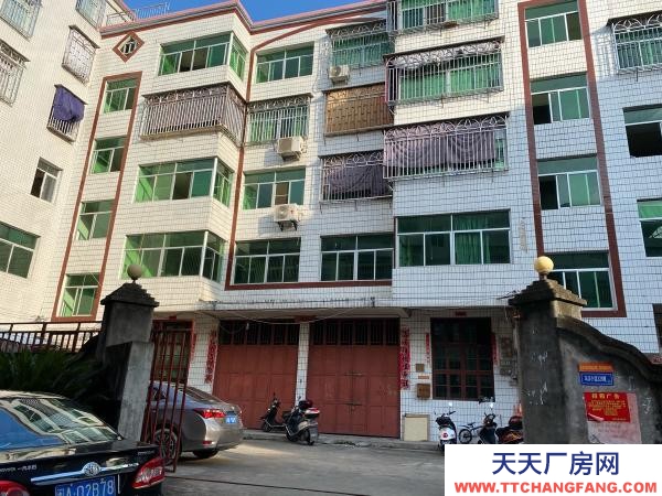 福州市永泰機(jī)加工廠房 一層停車場很大，二層大約600平米，三層至六層以上部分出租，