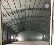 (出租) 漯河臨潁房源適合做倉庫或廠房，自動升降門，窗戶寬暢明亮