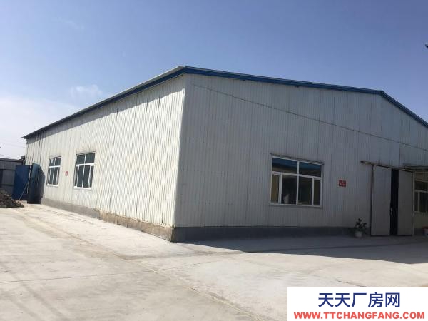 讓胡路理位置極好，泡菜廠房內(nèi)有辦公室，工人宿舍，獨門獨院，