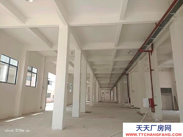 贛州市贛縣機加工廠房  本房源位于贛縣南高速出口的汽車4S城