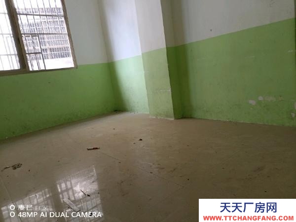 贛州市瑞金機加工廠房 六中對面，紅井北安置區，臨街店面的第二層