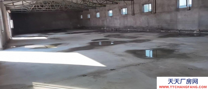 (出租) 臨河機加工廠出路方便 整體硬化.辦公室，倉庫，都可