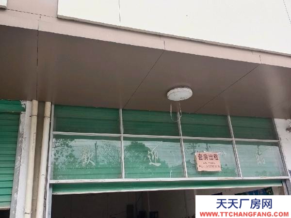贛州市石城物資倉庫  房源位于溫坊清華大道102號，店面出租