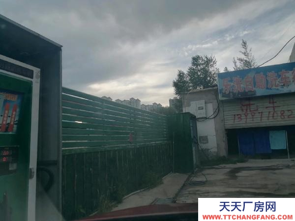 大通交通便利，做洗車(chē)行或買(mǎi)二手車(chē)位置。