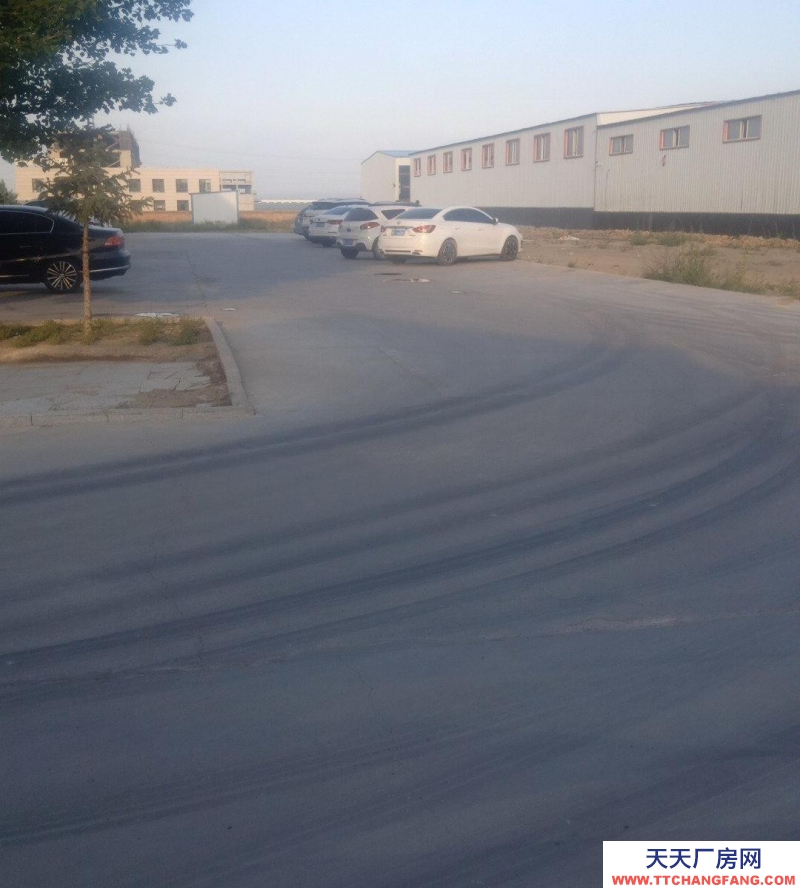 (出租) 出租廠房、場地，鄰近城區，環境優美