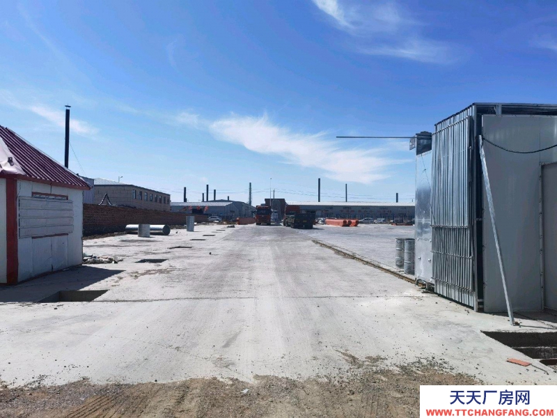 (出租) 平地泉附近，工業園，有大院，有車間二棟，5600平米一棟