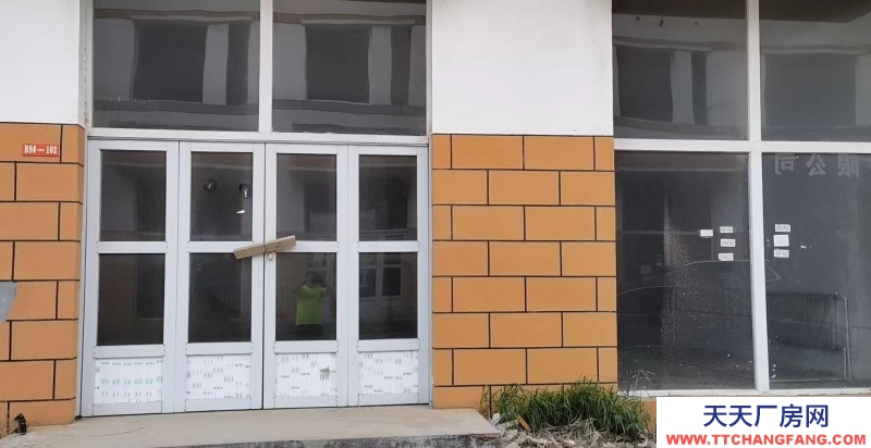 (出租) 烏蘭察布出租國(guó)力汽配城商鋪(新房)可做庫(kù)房