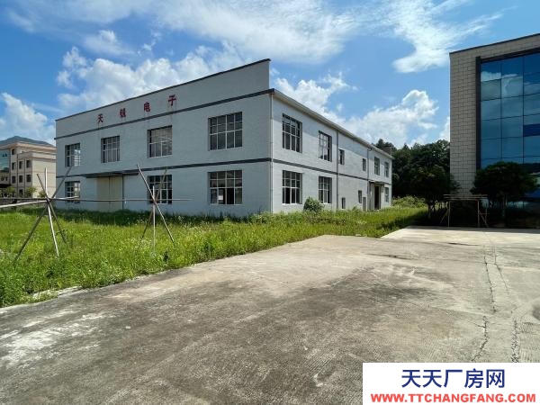 九江市武寧調(diào)味品廠房  磚混結(jié)構(gòu)，新廠房，兩層共2800平方