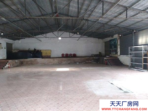 樂都房屋在雨潤鎮羊圈村民小公路路邊交通便利三相電齊全也可做商鋪