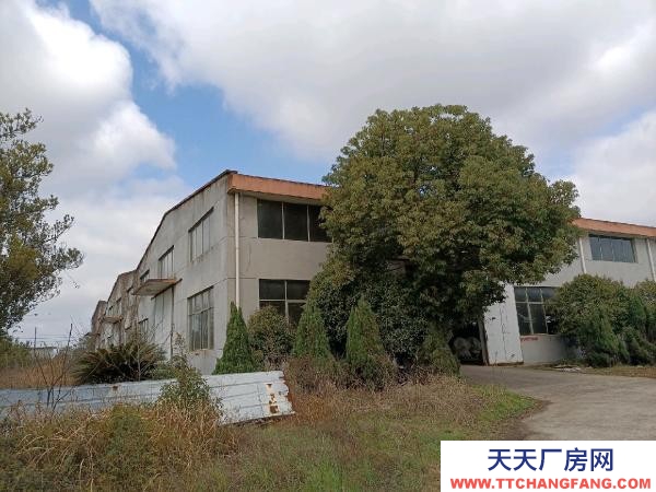 九江市永修腌臘肉制品廠房 占地50畝，廠房16000平辦公樓1600平，省級工業(yè)園。