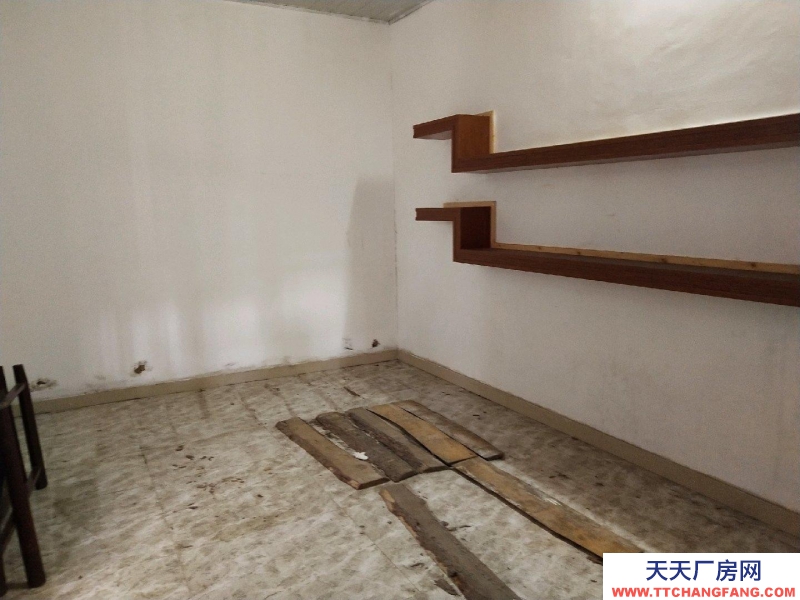 臺(tái)州市天臺(tái)(出租) 新城 新人民醫(yī)院旁小倉(cāng)庫(kù)出租