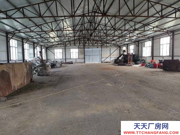 新民胡臺附近廠房2200平，辦公200平有裝修 ，舉架6米，