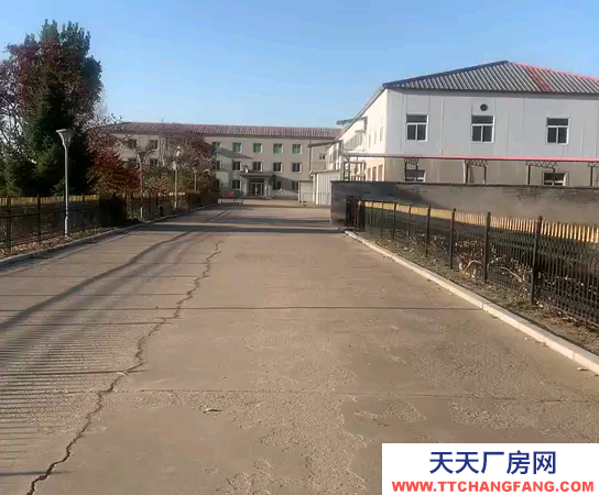 新撫專業食品級900平＋標準廠房500平方米、可分租