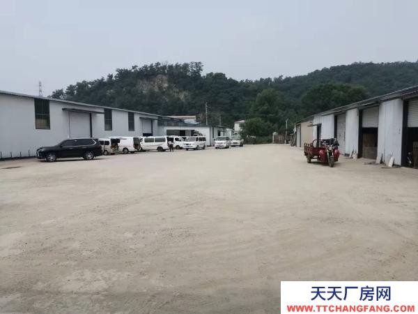 順城空出123~460平倉庫出租，位于順城區施家溝，臨高山路。