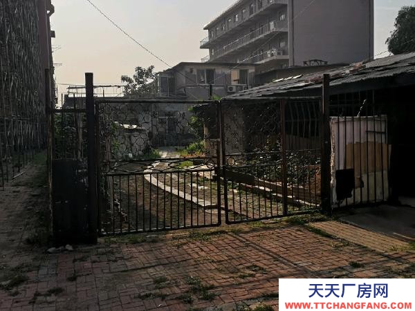 站前城中心千平廠房出租。可整租，可分租，可出售。