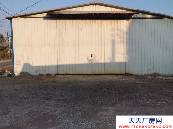 西市個人一手房，離國道50米。交通特別便利。