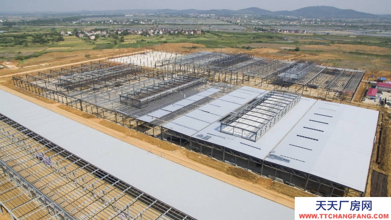 廣東省東莞市鳳崗鎮１３０００平方單層倉庫出租