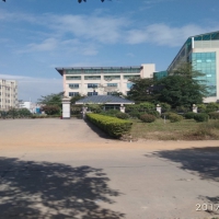 東莞市樟頭鎮(zhèn)１１０００平方獨門獨院廠房出租