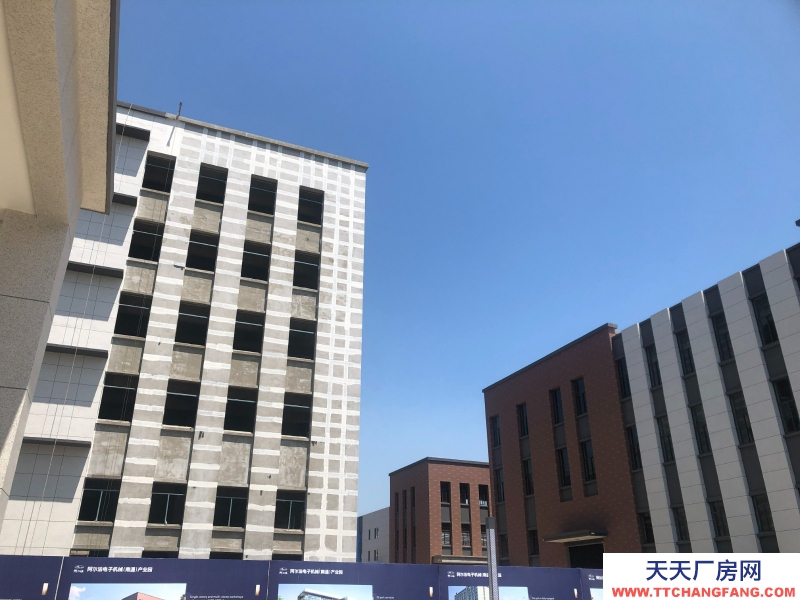 框架結構單層層高12.5米火車頭廠房出售