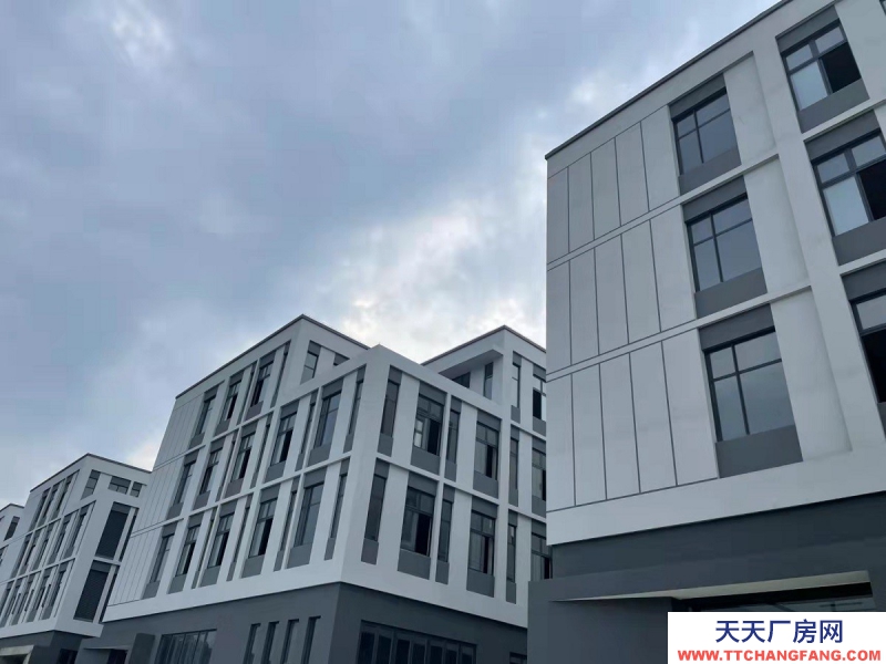 出售杭州全新2000方廠房，只售3000多，高速輕軌環繞，適合各類行業