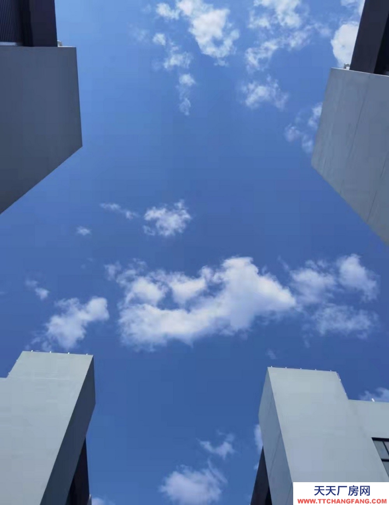 出售杭州3000方廠房，只售3000多，高速輕軌環繞，生活配套齊全