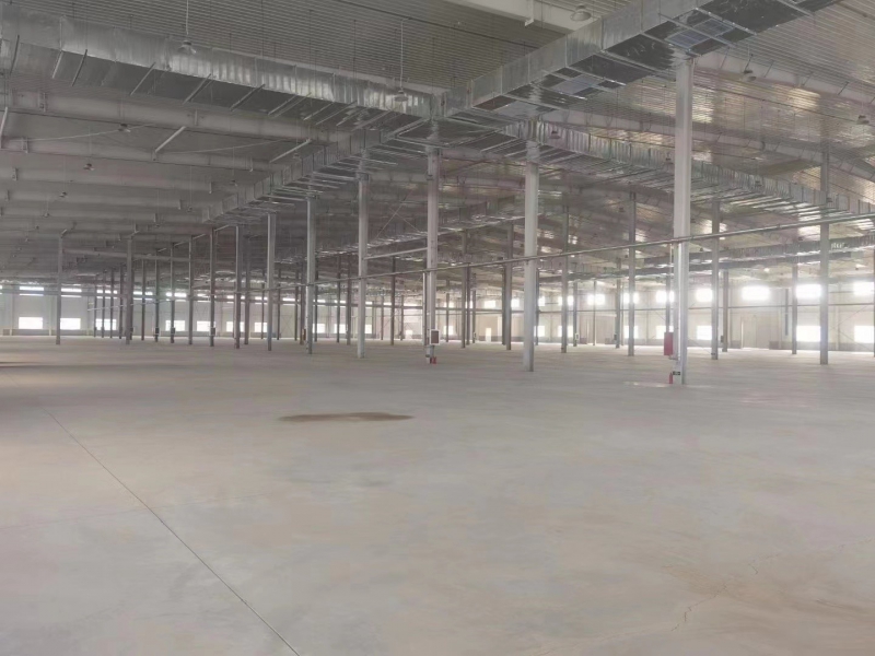 北京外30公里緊鄰平谷，京順平科技園6000平廠房出租、手續齊全可進大車，配套齊