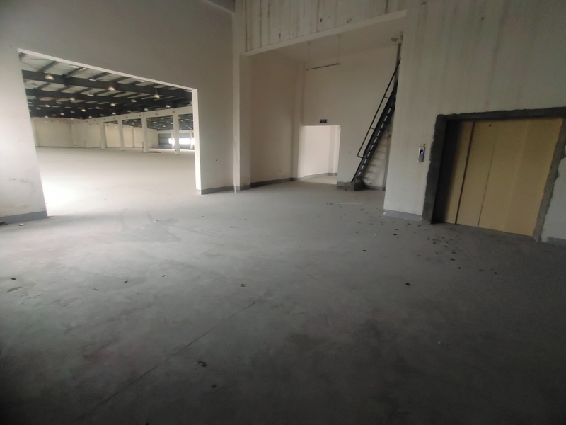 龍泉區(qū)7000平米框架 2樓廠房出租 帶貨梯