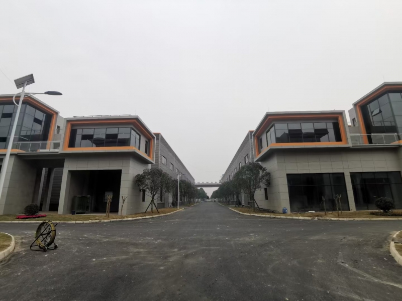 出售2000㎡全新現(xiàn)房 單層鋼構(gòu)廠房 有產(chǎn)權(quán) 可辦證 行業(yè)寬松