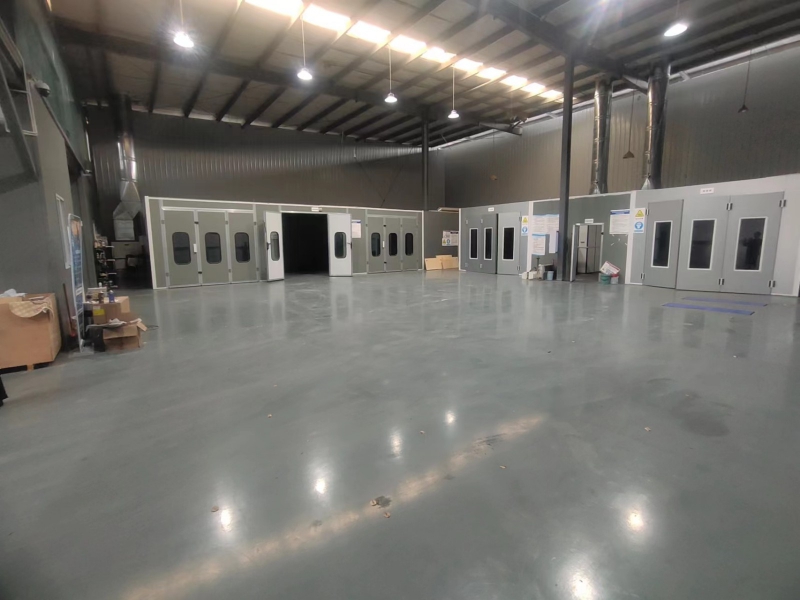 龍泉驛現(xiàn)成700平米汽修廠房出租 內(nèi)部設(shè)備齊全 可拎包入駐