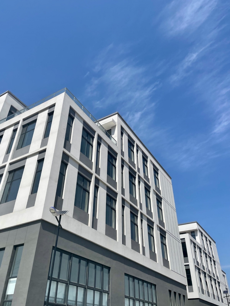 準(zhǔn)現(xiàn)房 交通便利 分層出售 雙拼獨棟 首付80萬起