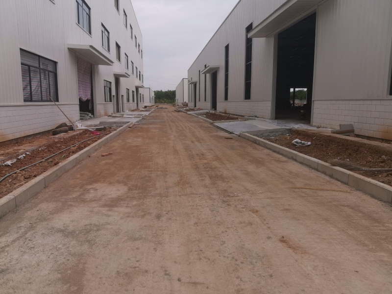 全新鋼結構廠房出租，可做醫藥生產和食品加工。