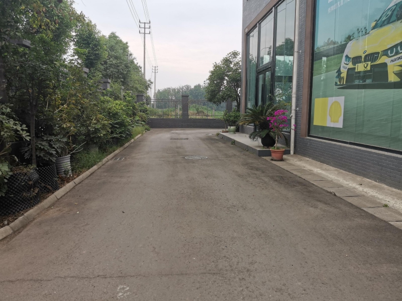 邛崍1000平框架廠房出租，可做辦公，物流倉儲等