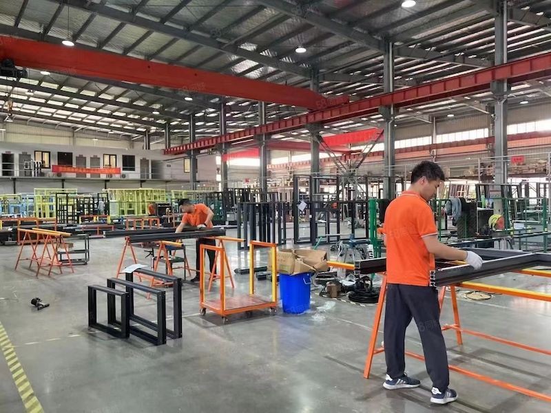 (出租）經開區800鋼結構帶雨棚 帶5噸行車，適合加工倉儲辦公！